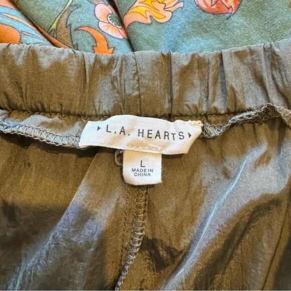 Nylon Elastic Waist Track Pants with Bungee Adjustable Ankles in Khaki Green - Picture 7 of 8